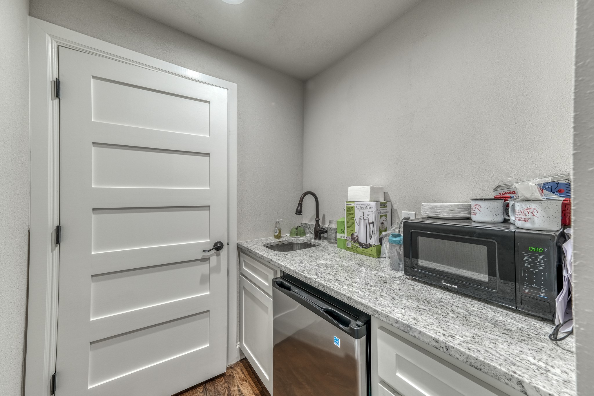 906 E Hubbard Street Mineral Wells TX 76067