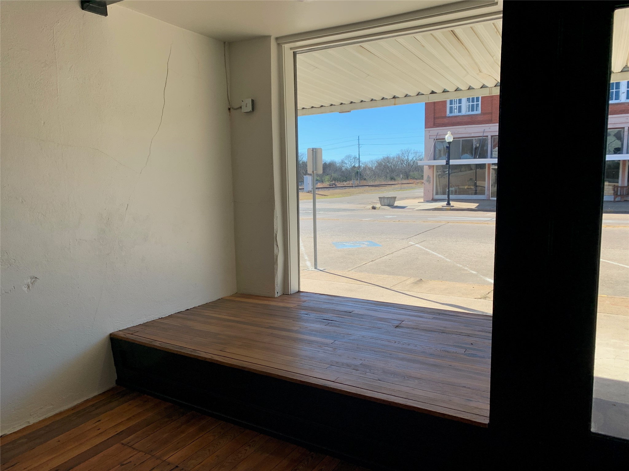 106 N Main Street Grand Saline TX 75140