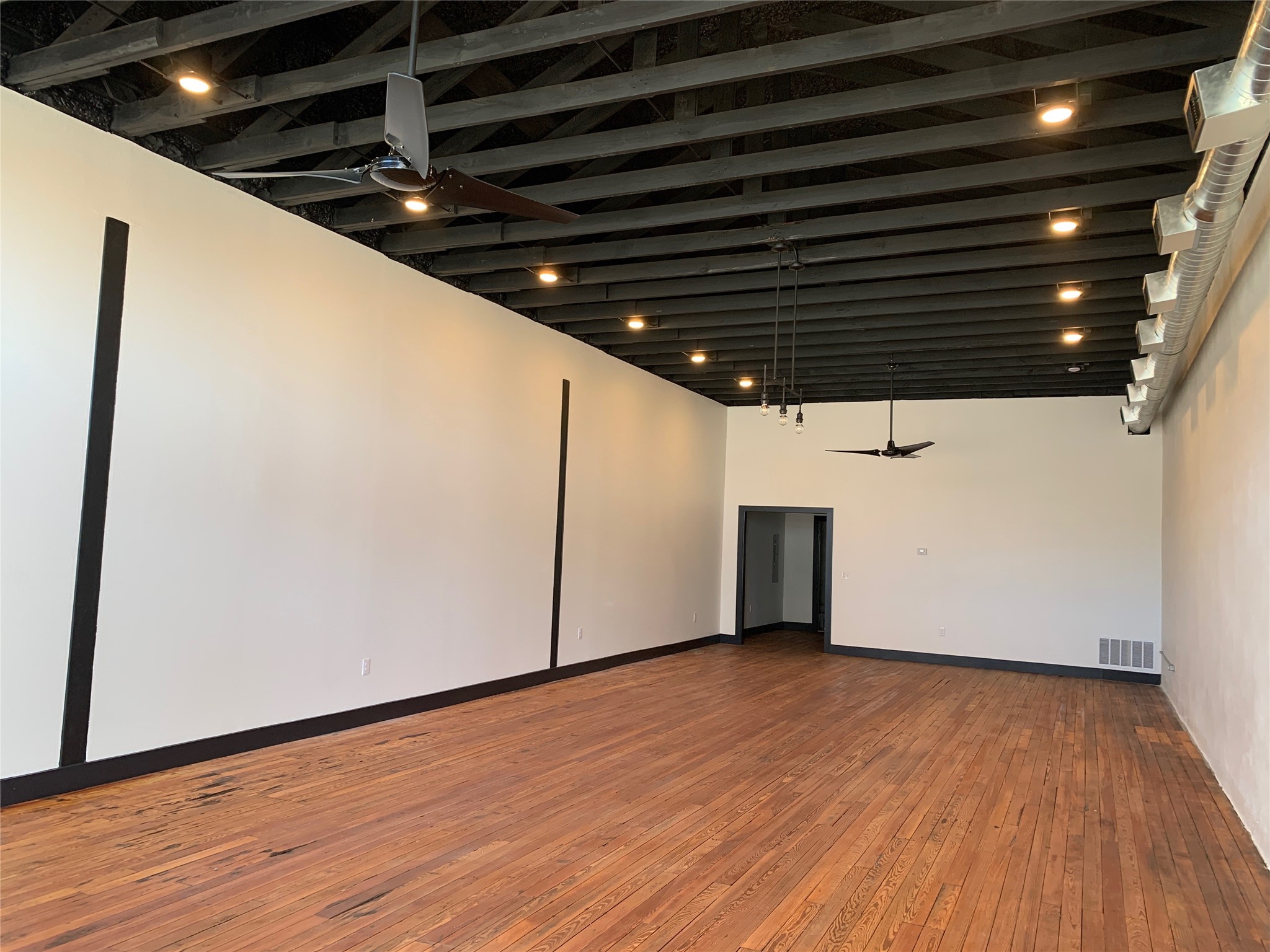106 N Main Street Grand Saline TX 75140