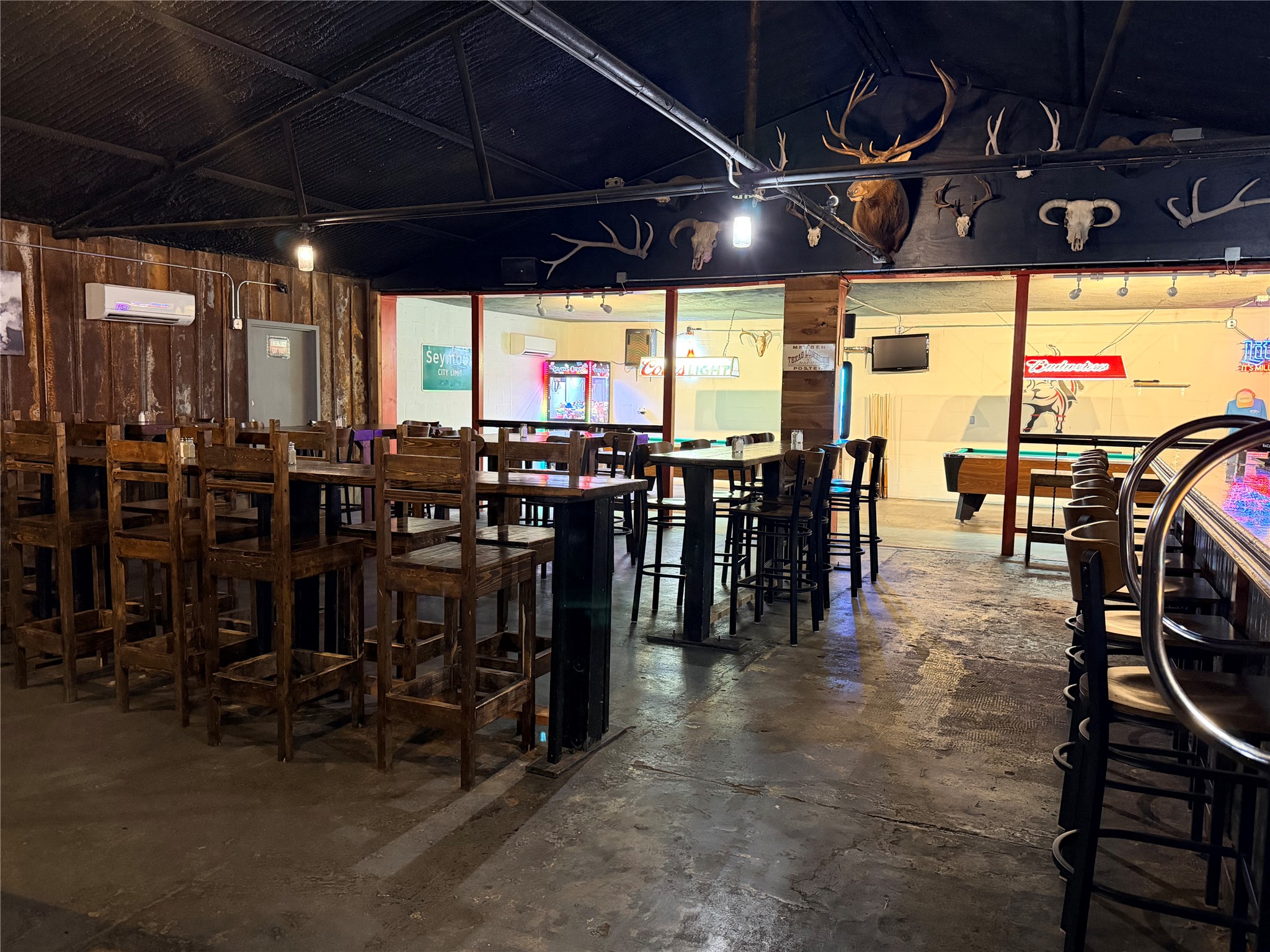 910 N Main Street Seymour TX 76380