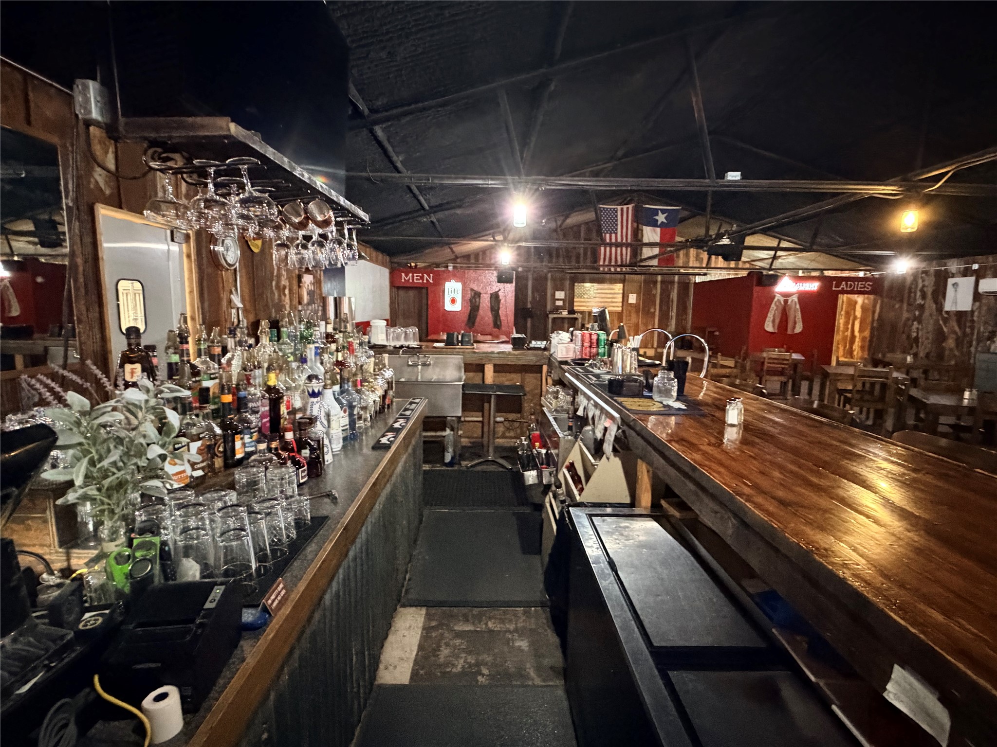 910 N Main Street Seymour TX 76380
