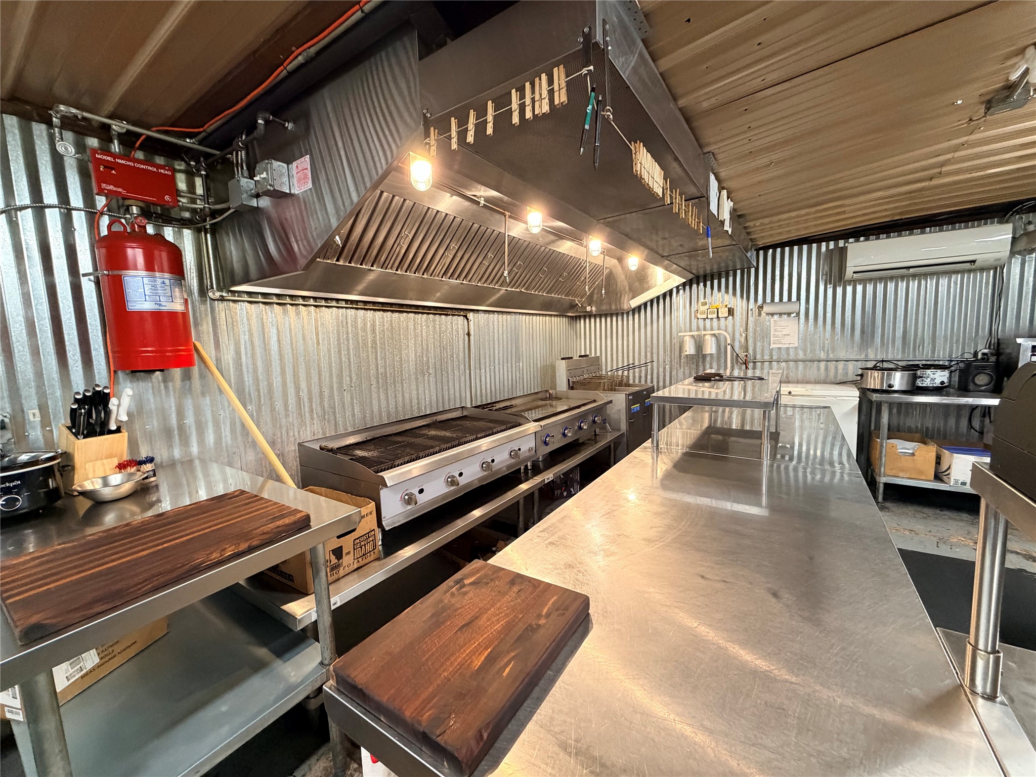 910 N Main Street Seymour TX 76380