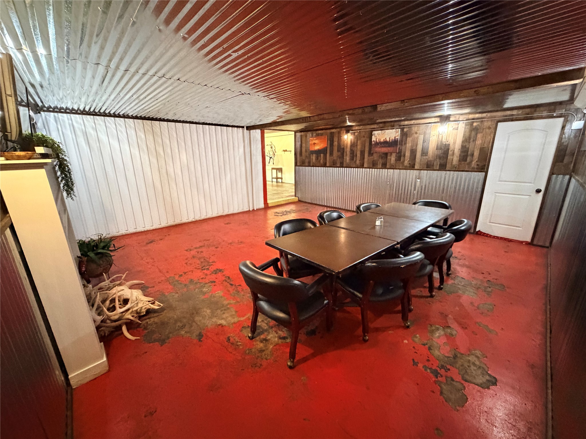910 N Main Street Seymour TX 76380