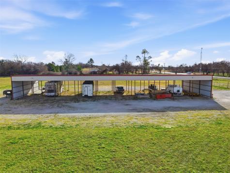 9910 Highway 199 W Poolville TX 76487