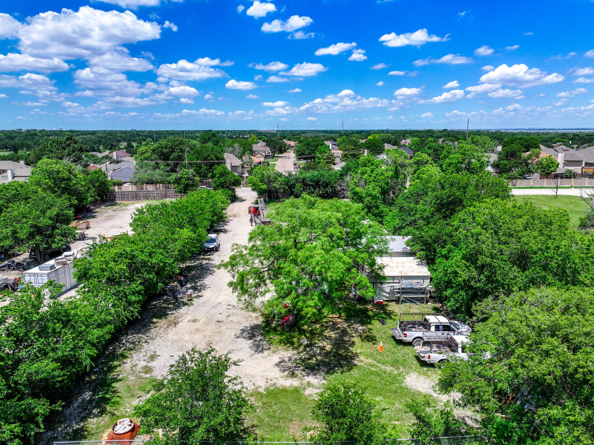 1013 E Fishcreek Road Grand Prairie TX 75052