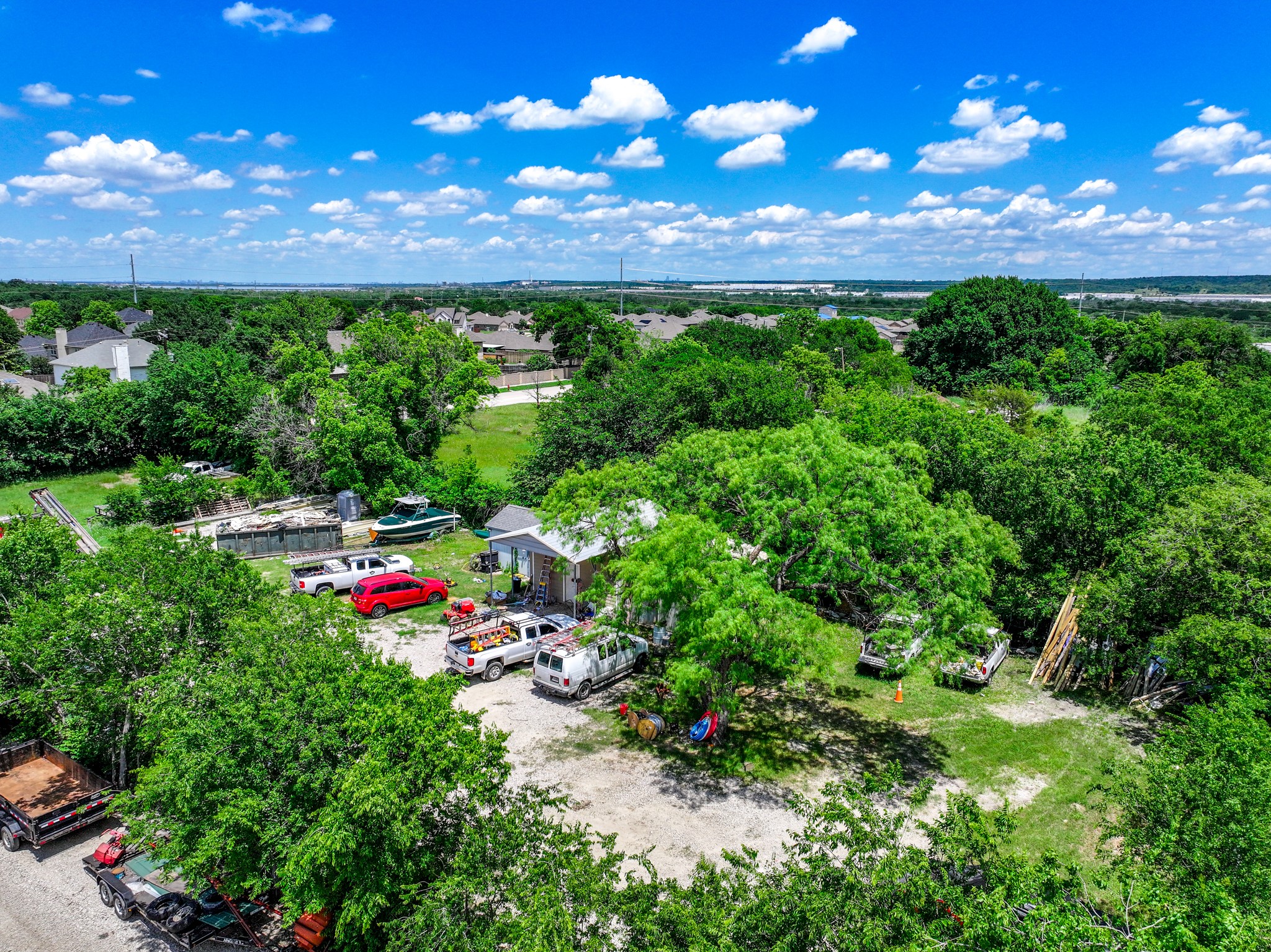 1013 E Fishcreek Road Grand Prairie TX 75052