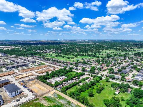 1013 E Fishcreek Road Grand Prairie TX 75052