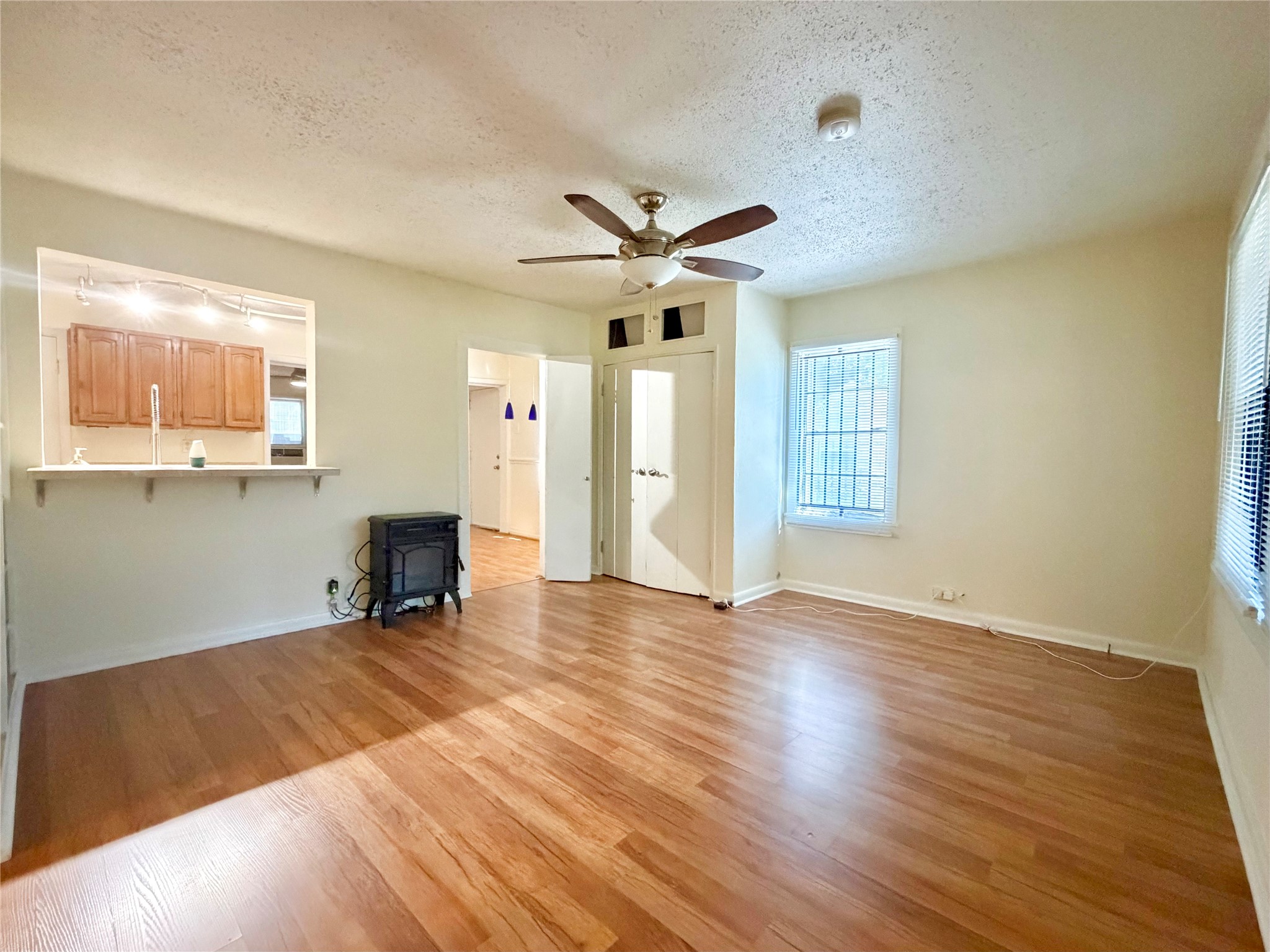 611 Crestside Dr Drive Duncanville TX 75137