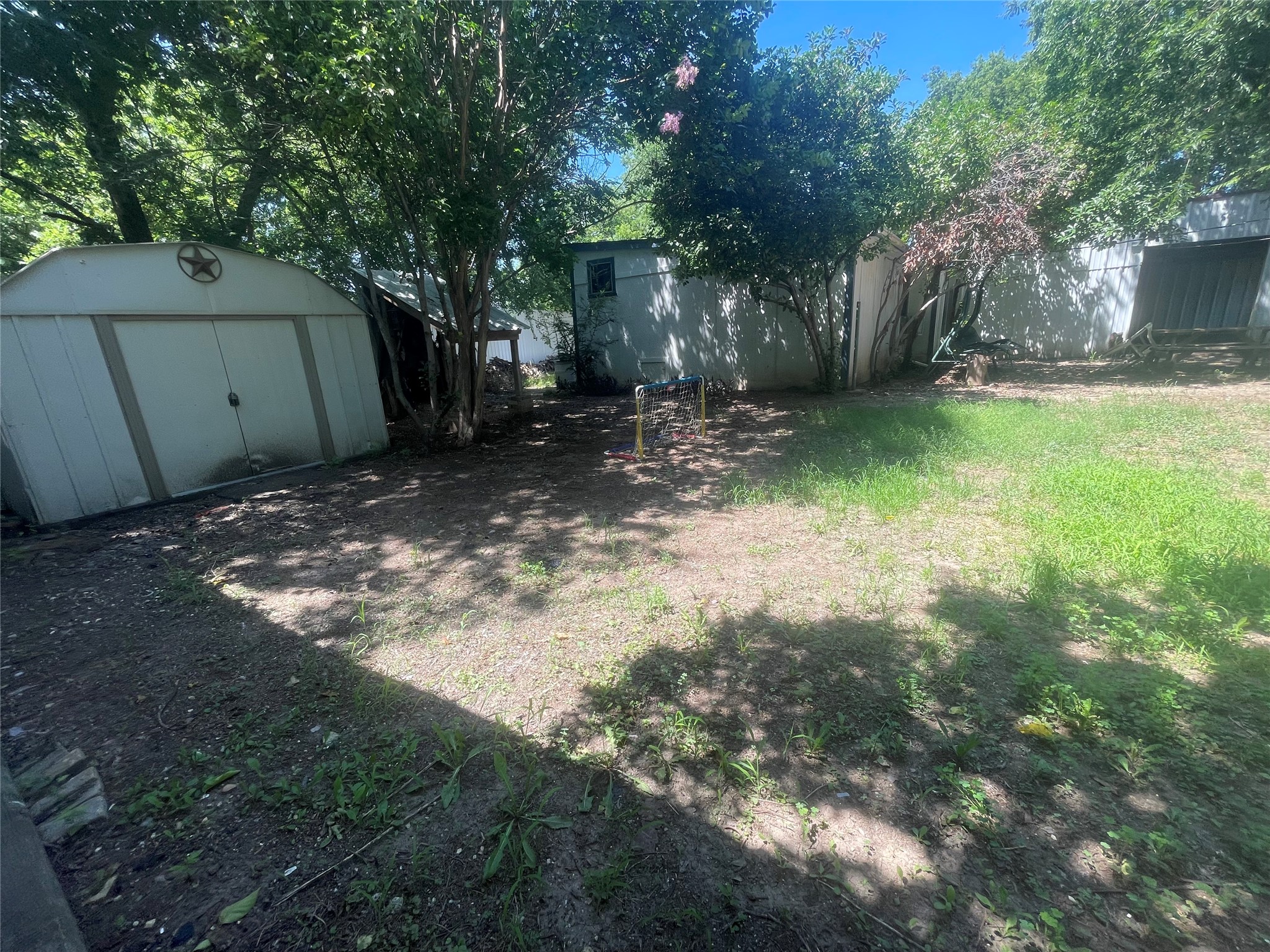 611 Crestside Dr Drive Duncanville TX 75137