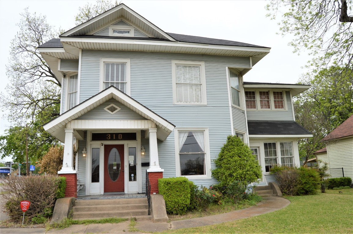 310 W College Street Terrell TX 75160
