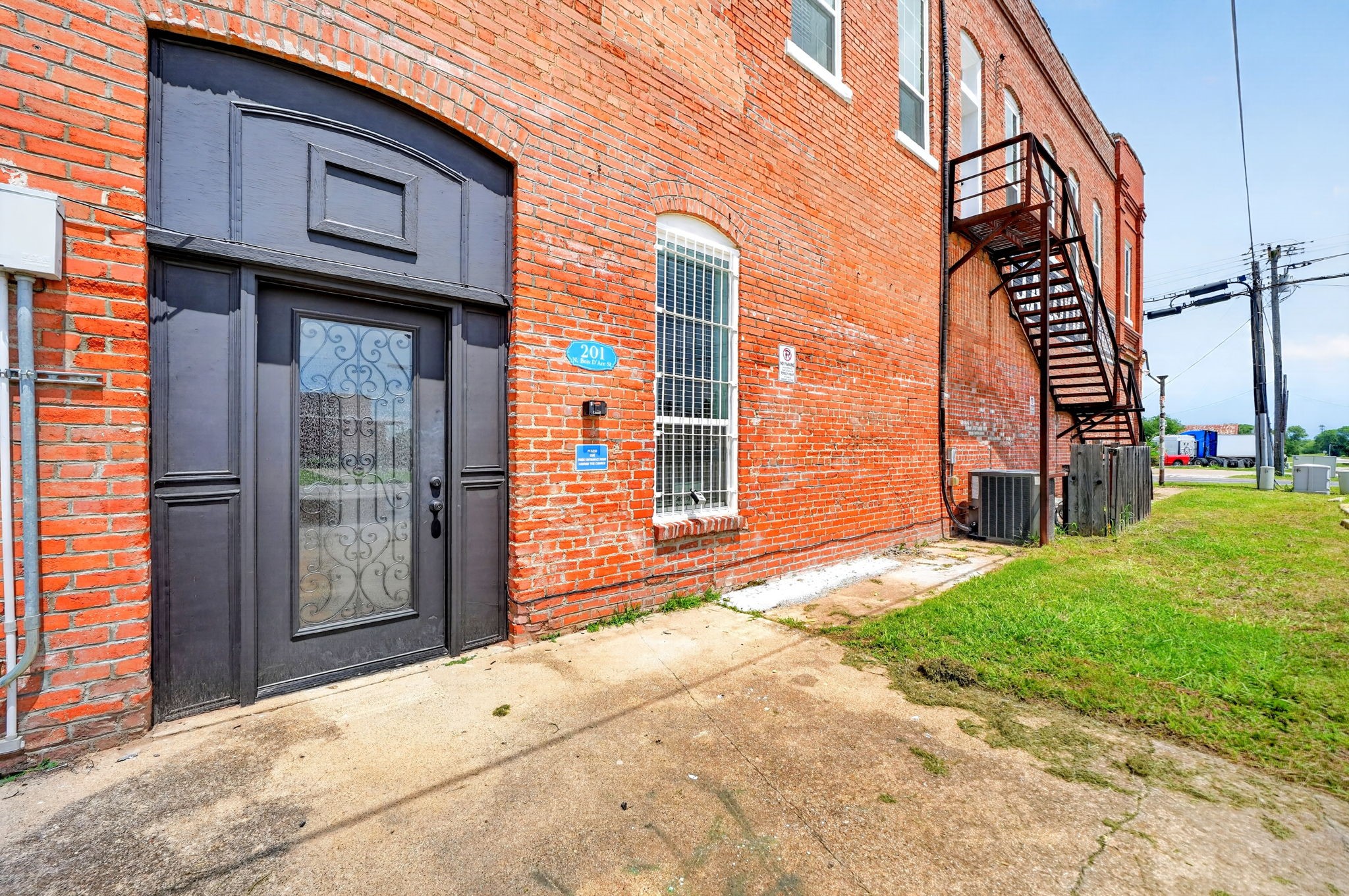 201 N Bois D Arc Street Forney TX 75126