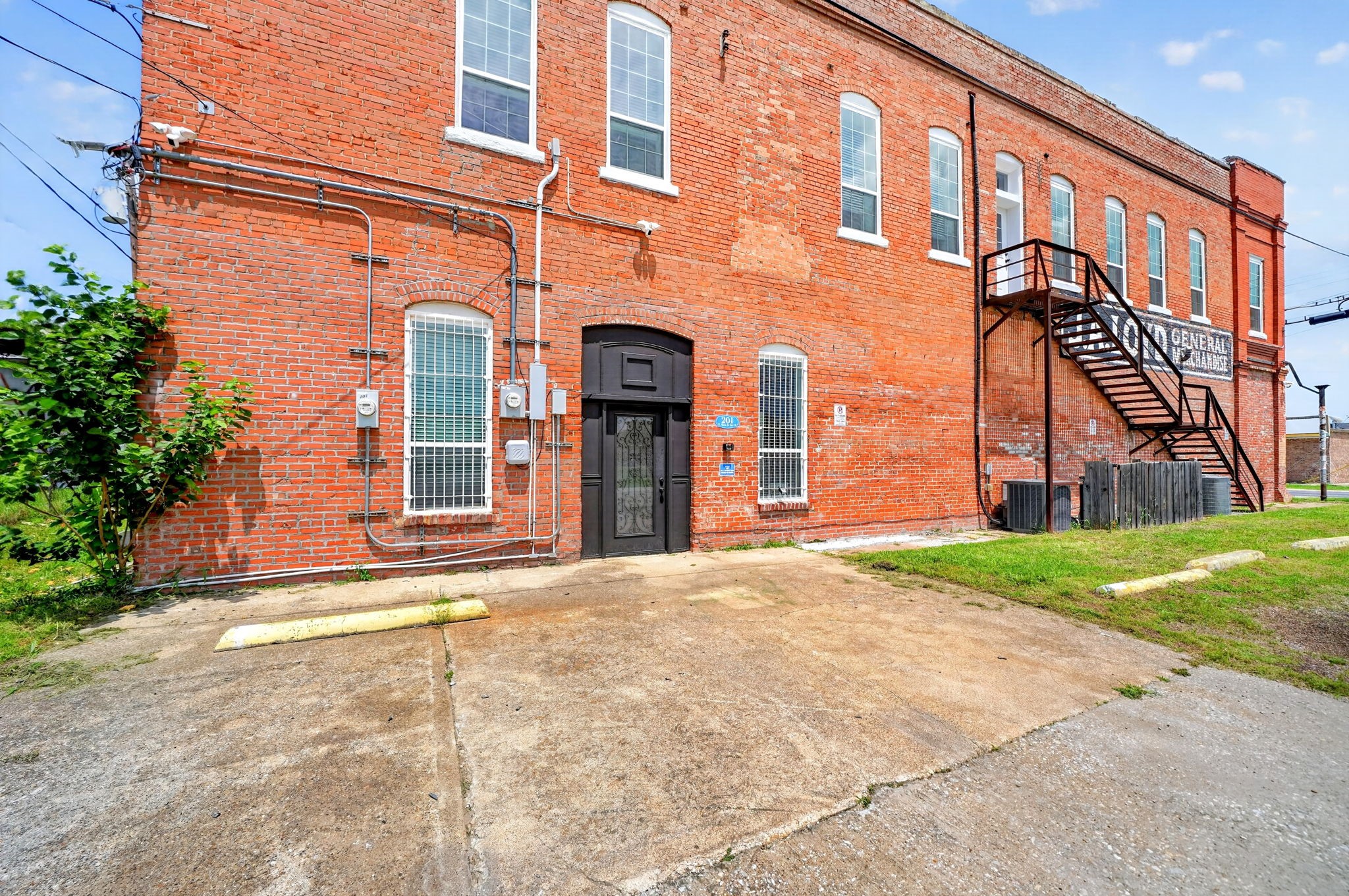 201 N Bois D Arc Street Forney TX 75126