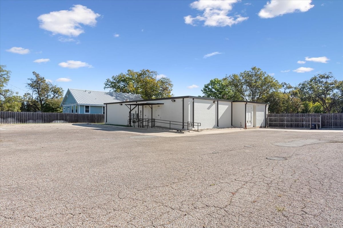 1927 Columbus Avenue Waco TX 76701