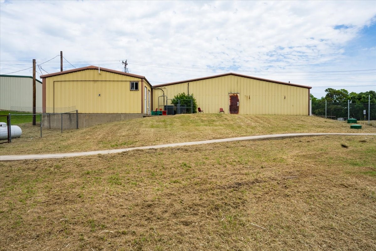 11361 & 11363 Fm 730 N Reno TX 76020