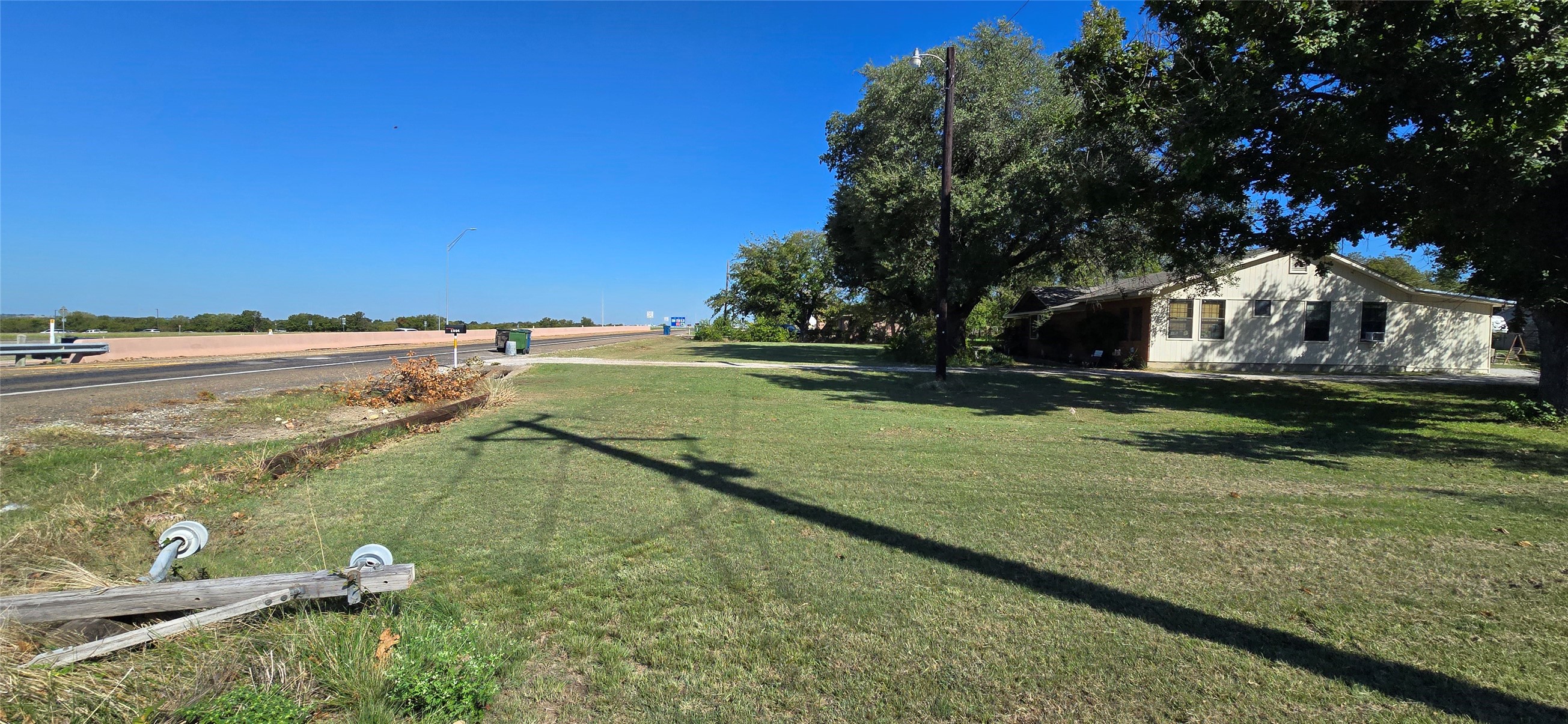 2004 S Stemmons Street Sanger TX 76266