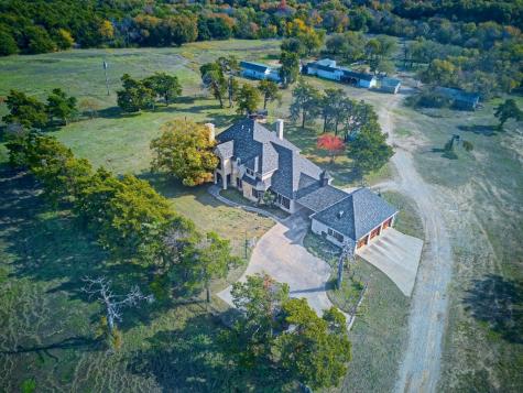 1318 N J Elmer Weaver Freeway Cedar Hill TX 75104