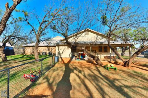 2450 Maple Street Abilene TX 79602