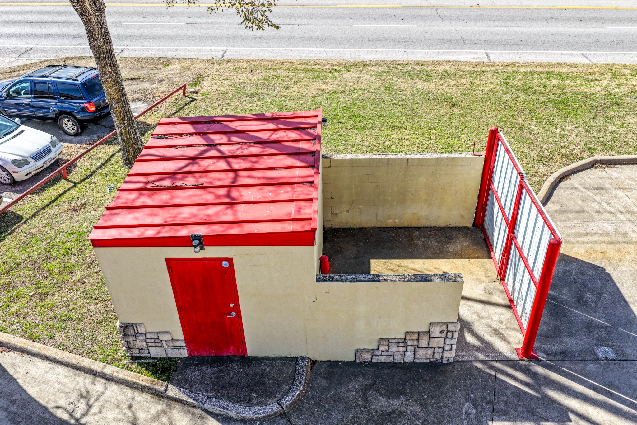 1014 W Moore Avenue Terrell TX 75160