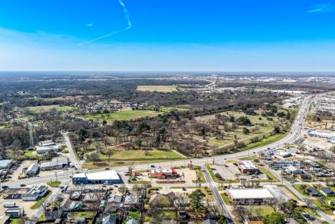 1014 W Moore Avenue Terrell TX 75160