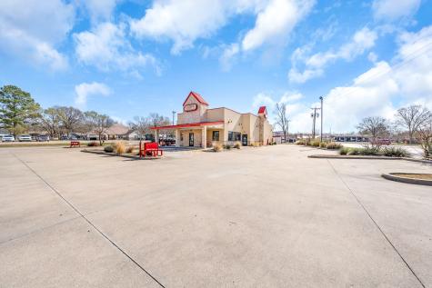 1014 W Moore Avenue Terrell TX 75160