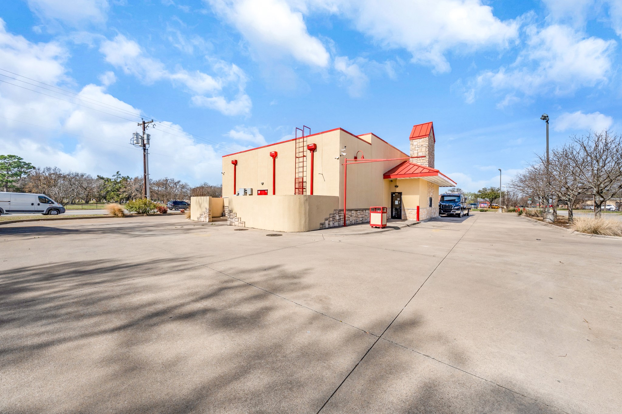 1014 W Moore Avenue Terrell TX 75160