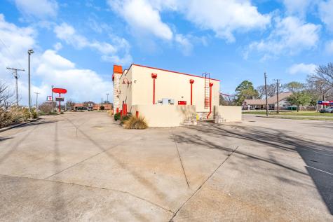 1014 W Moore Avenue Terrell TX 75160