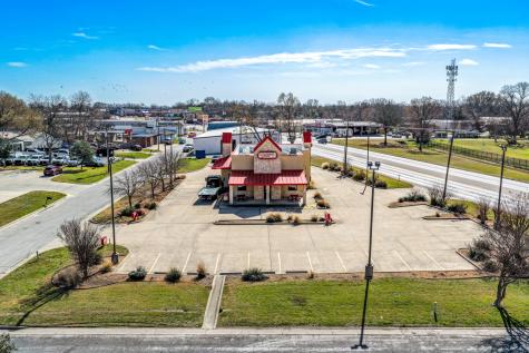1014 W Moore Avenue Terrell TX 75160