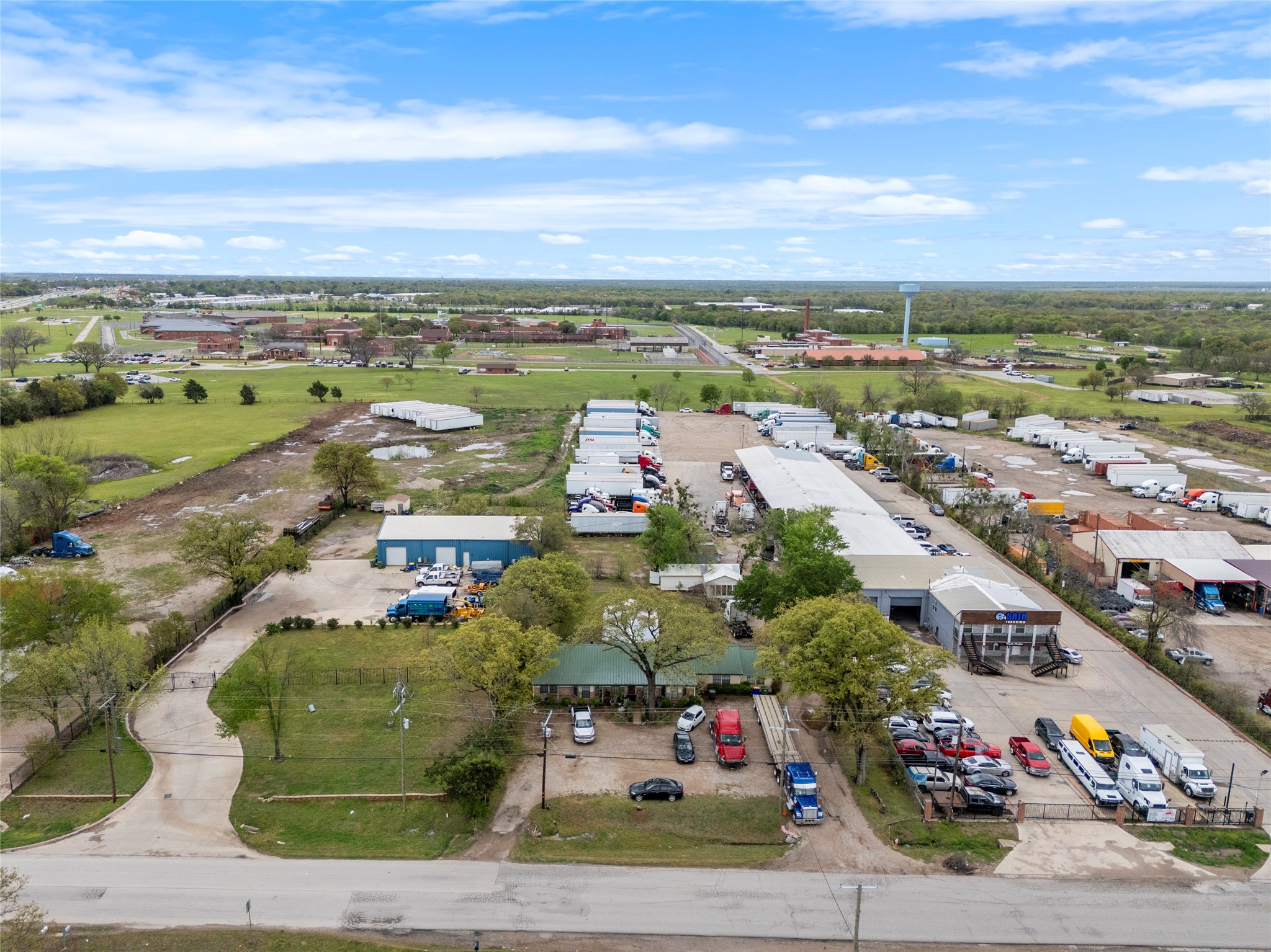 303 W Simonds Road Seagoville TX 75159
