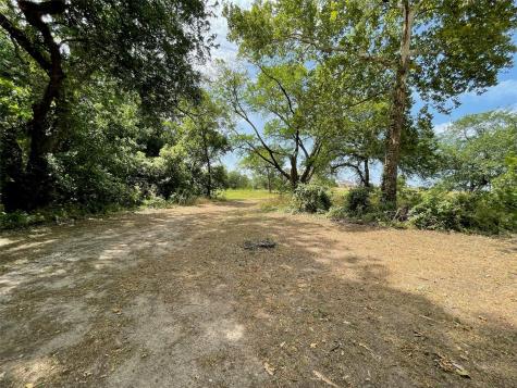 1810 Fort Worth Highway Weatherford TX 76086