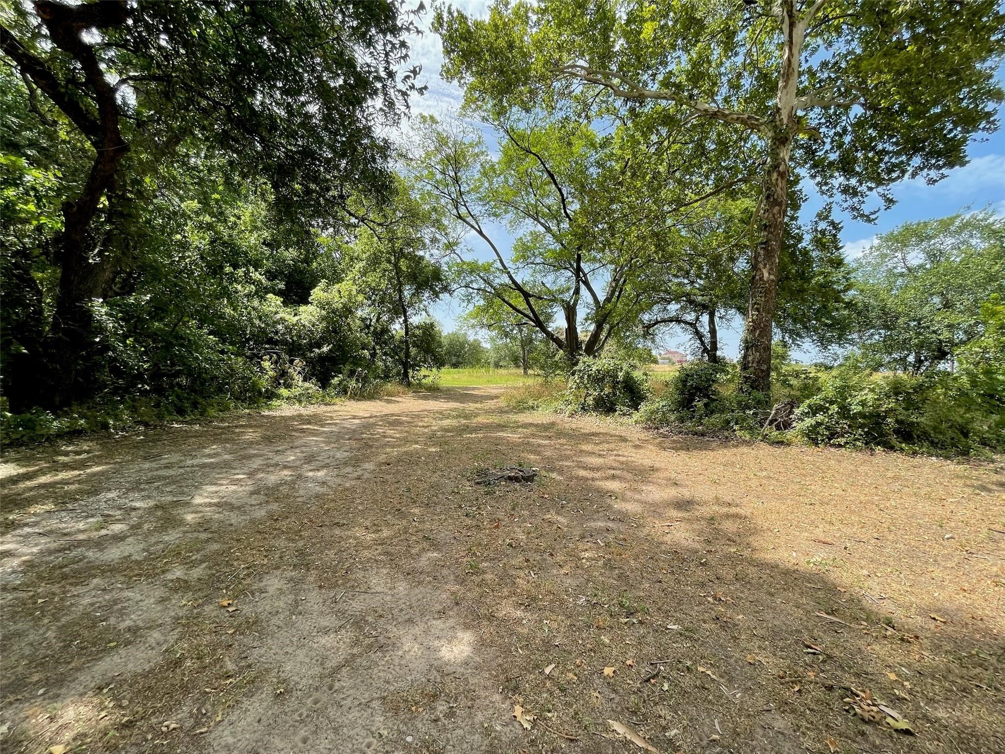 1810 Fort Worth Highway Weatherford TX 76086