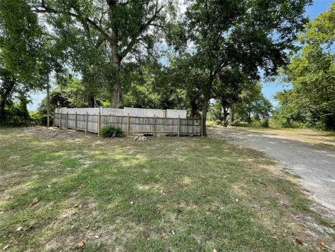 1810 Fort Worth Highway Weatherford TX 76086
