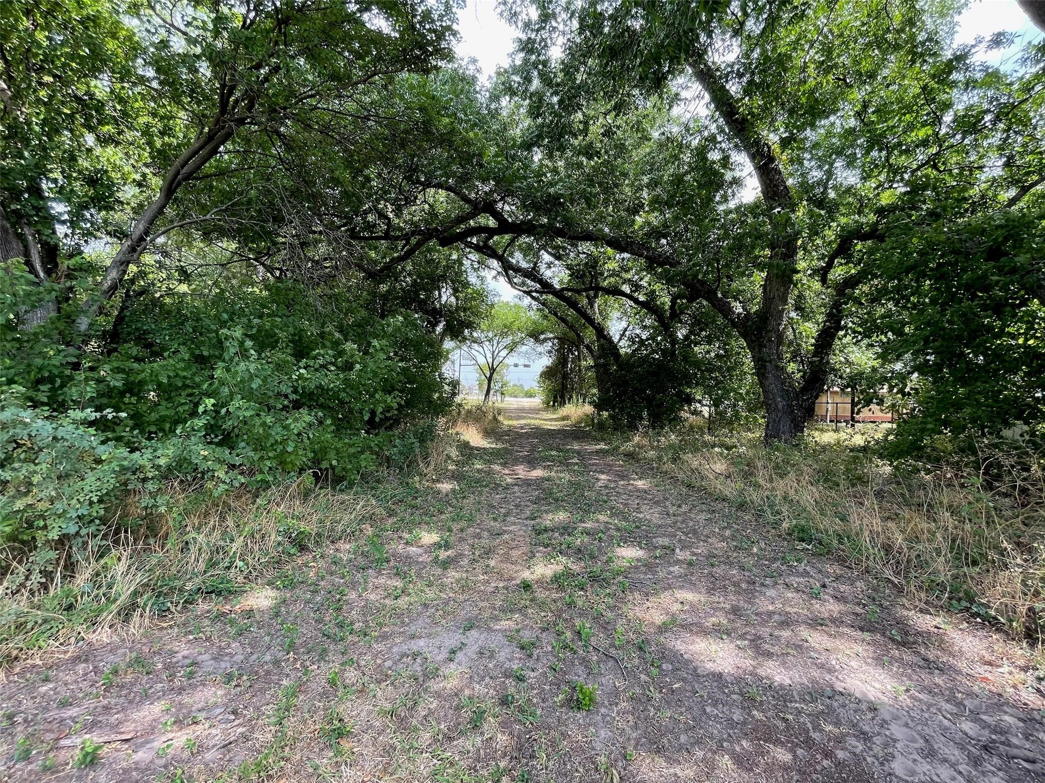 1810 Fort Worth Highway Weatherford TX 76086
