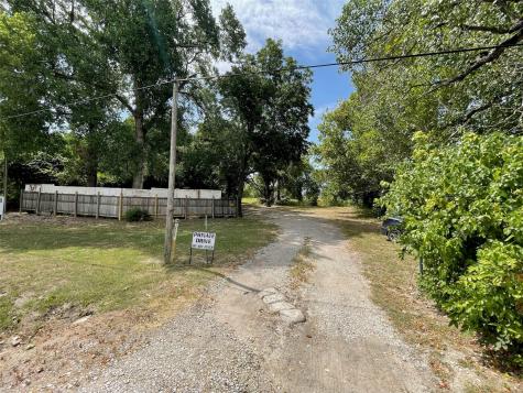 1810 Fort Worth Highway Weatherford TX 76086