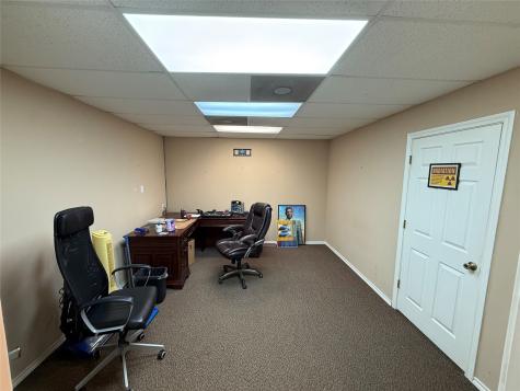 417 N Main Street Bonham TX 75418