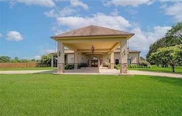 14284 Tx 322 Kilgore TX 75662