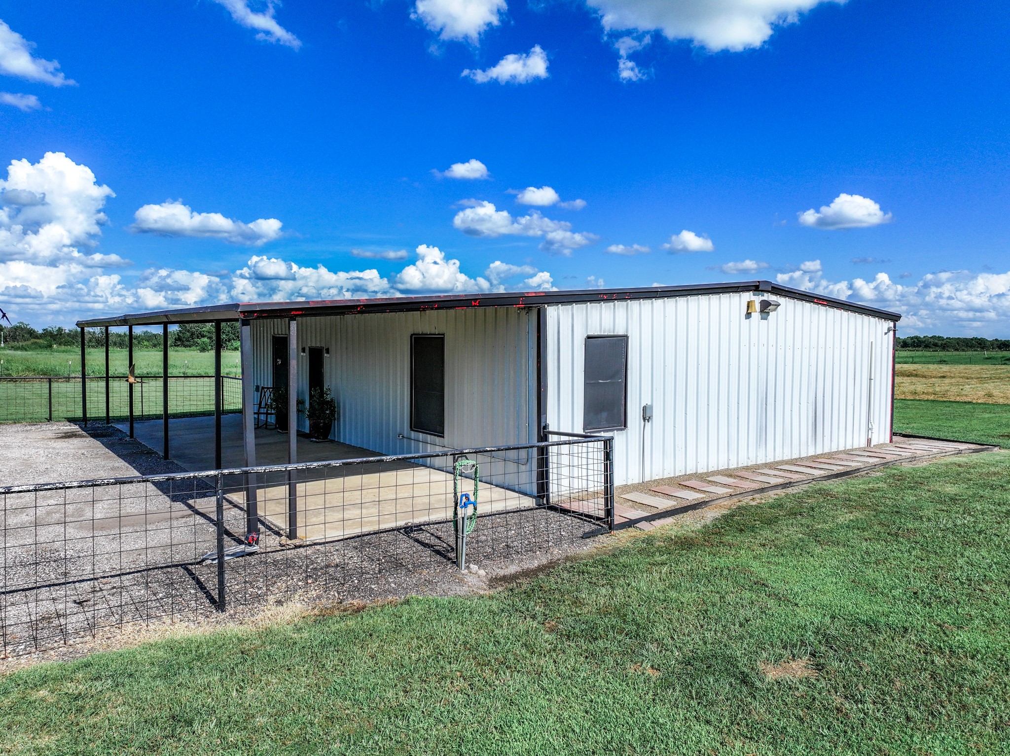 8050 W Interstate Highway 30 Cumby TX 75433