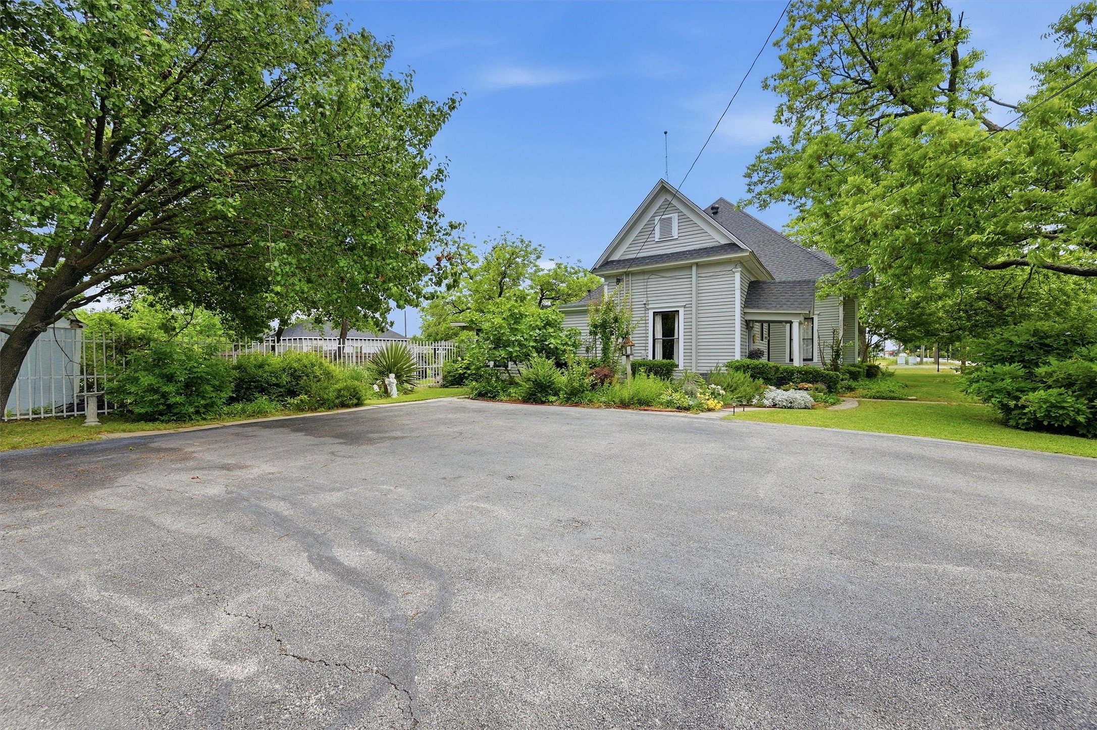 202 E Main Street Celina TX 75009