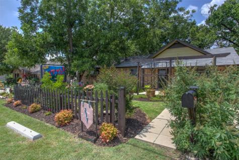 317 W Main Street Azle TX 76020
