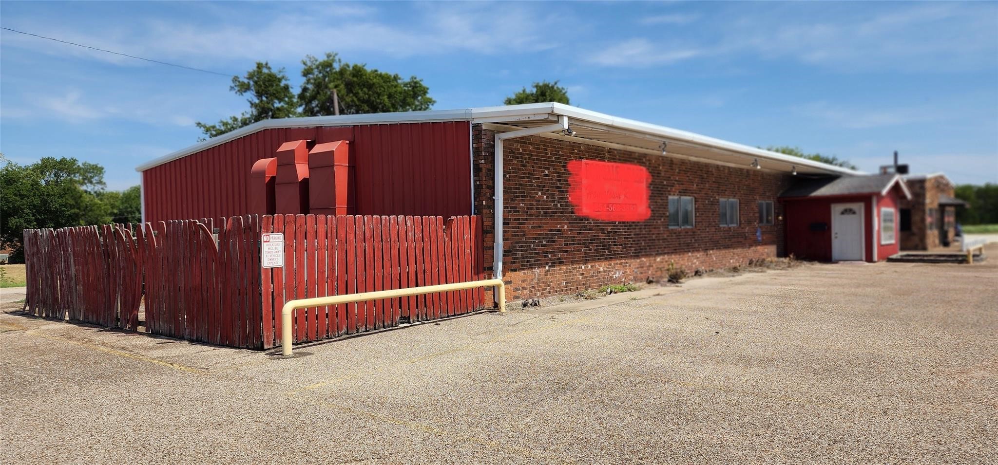 701 N Martin Luther King Jr Highway Mexia TX 76667