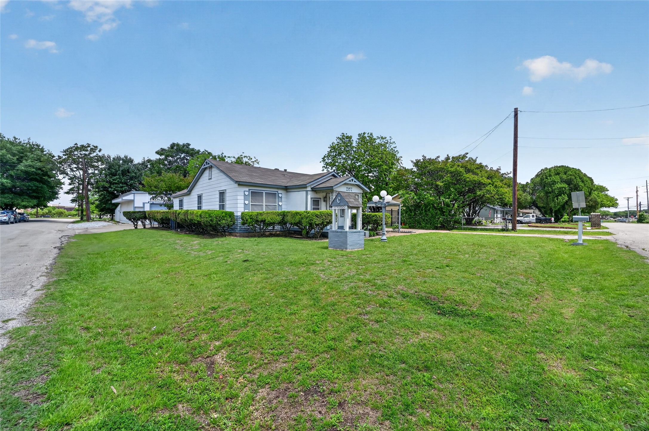 207 Hood Street Cedar Hill TX 75104