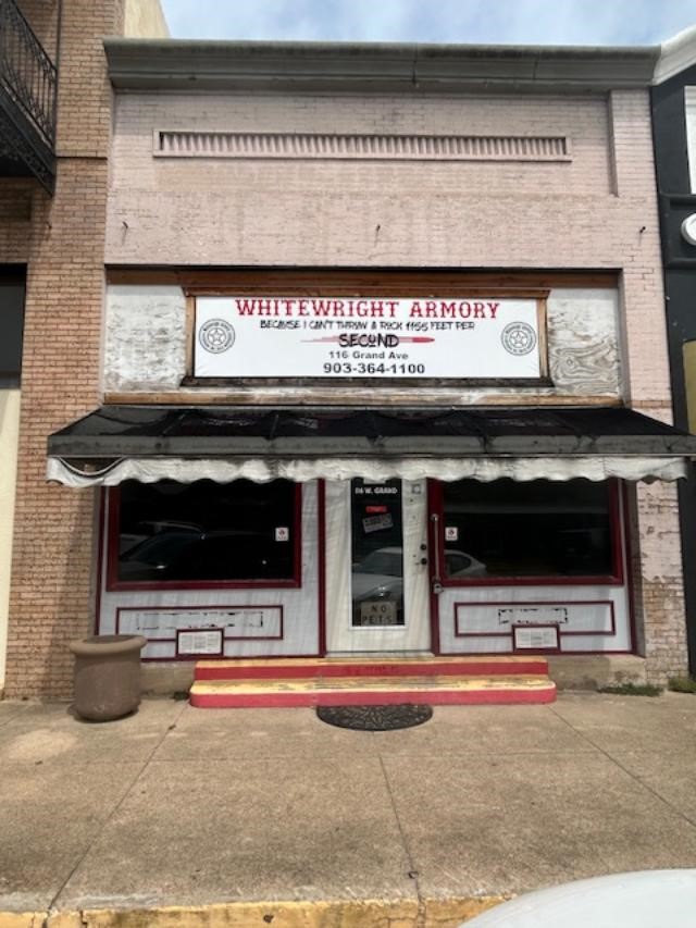 116 W Grand Street Whitewright TX 75491