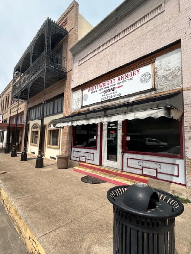 116 W Grand Street Whitewright TX 75491