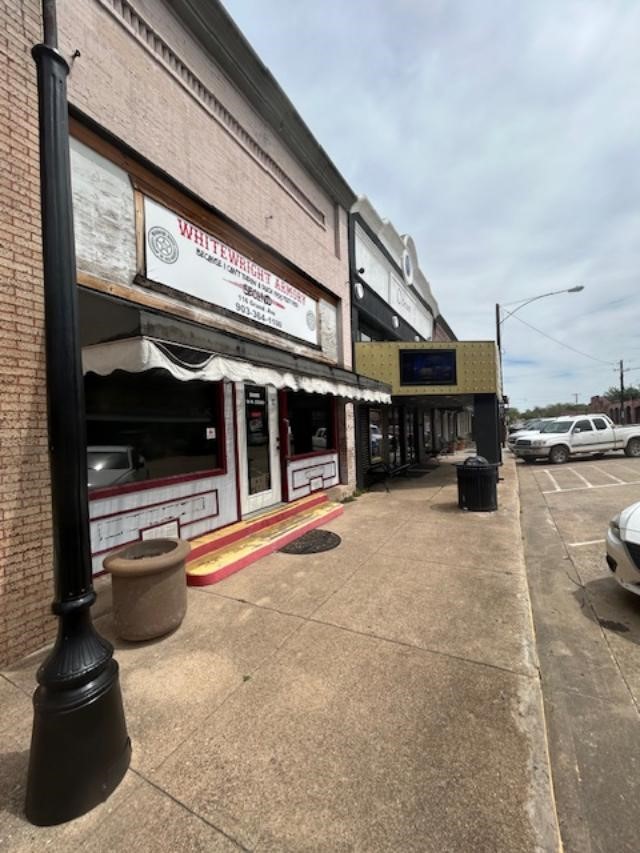 116 W Grand Street Whitewright TX 75491
