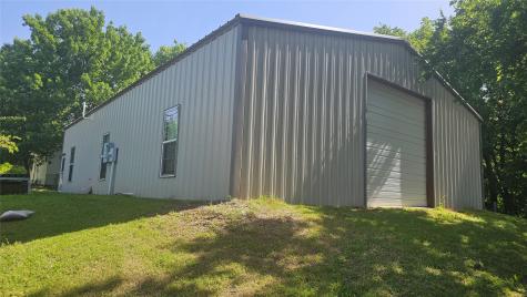 223 W 2nd Street Bonham TX 75418