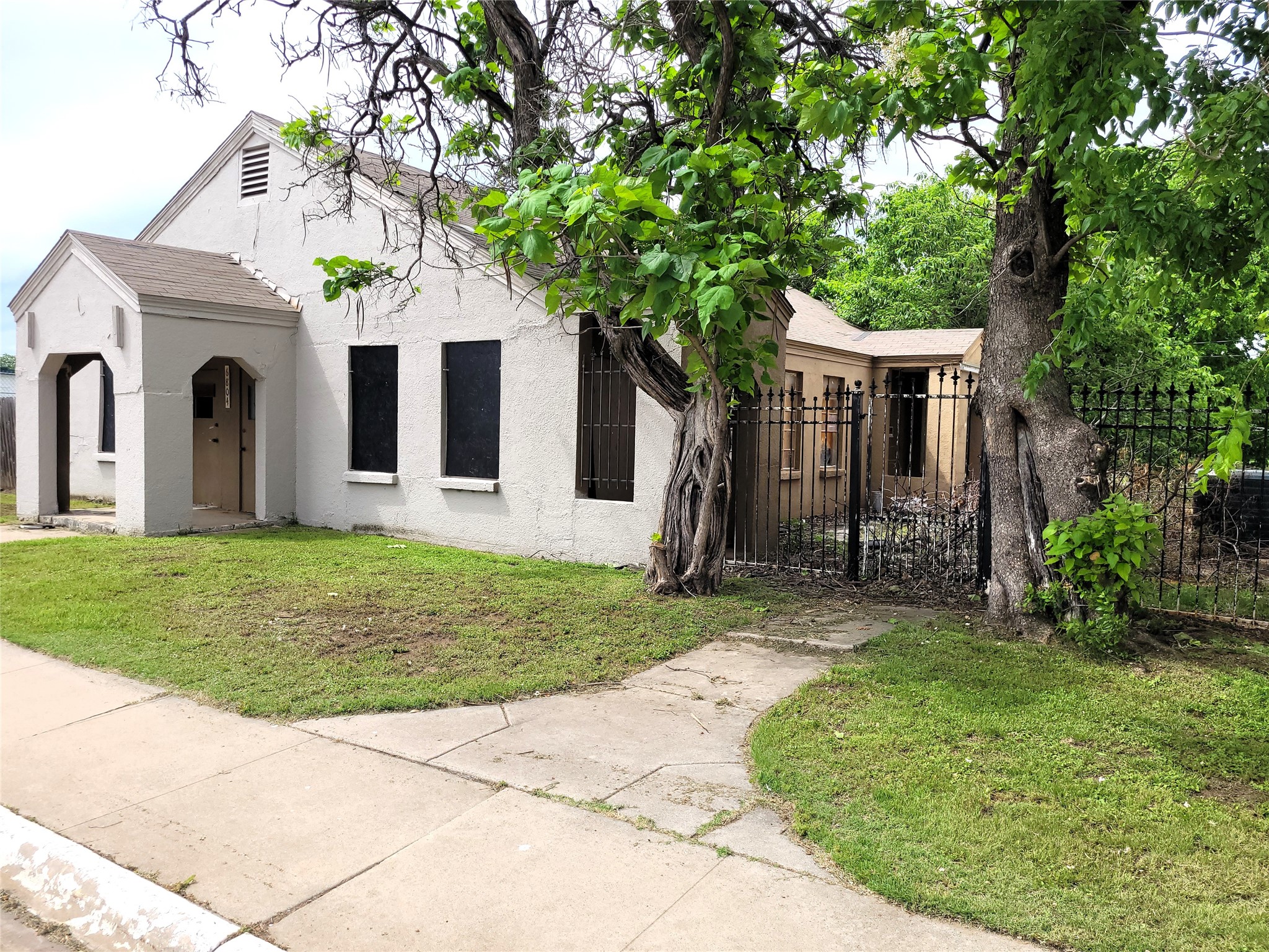 6804 Telephone Road Lake Worth TX 76135