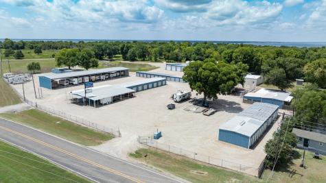 8034 Fm 513 S Lone Oak TX 75453