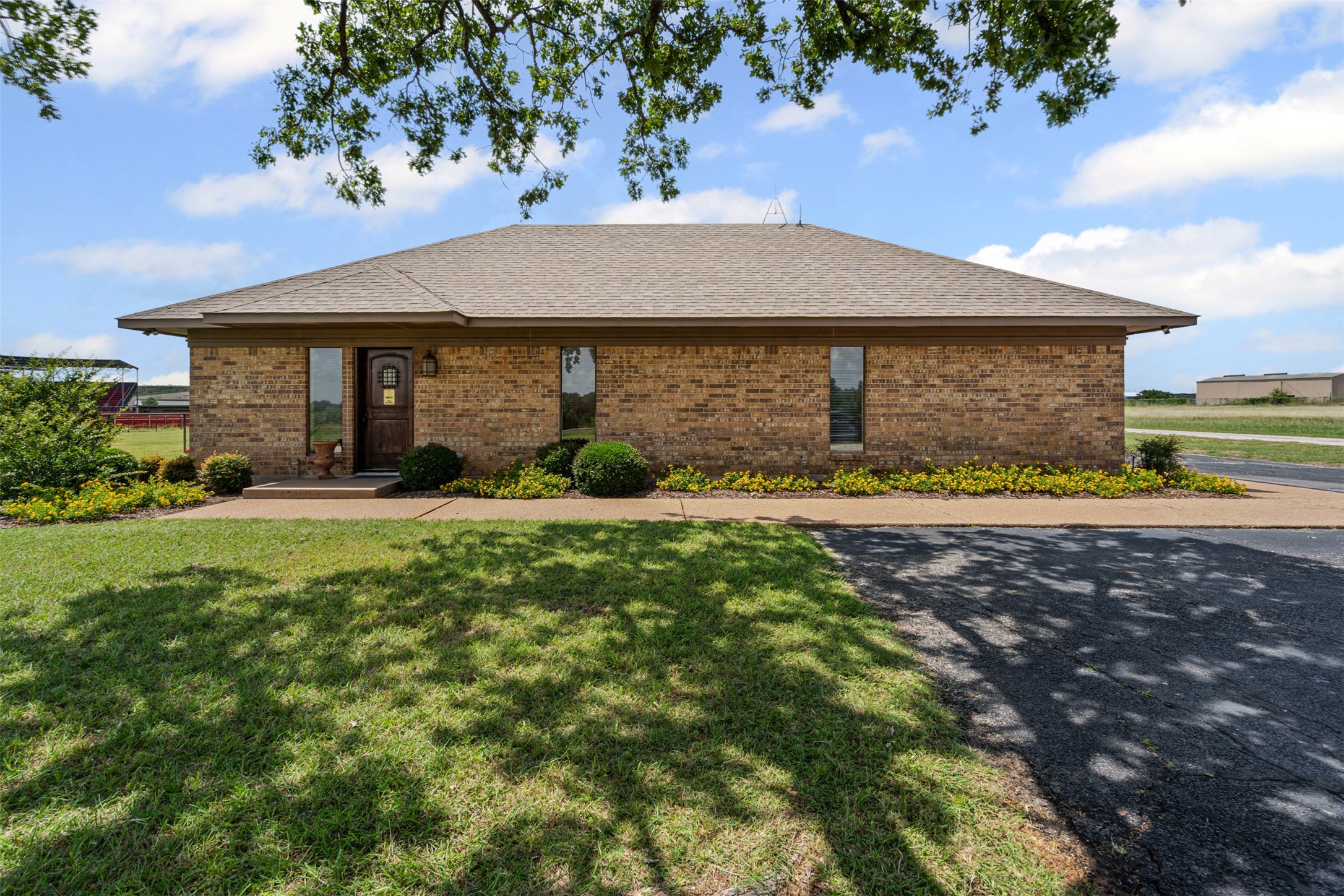 108 Carol Street Graham TX 76450