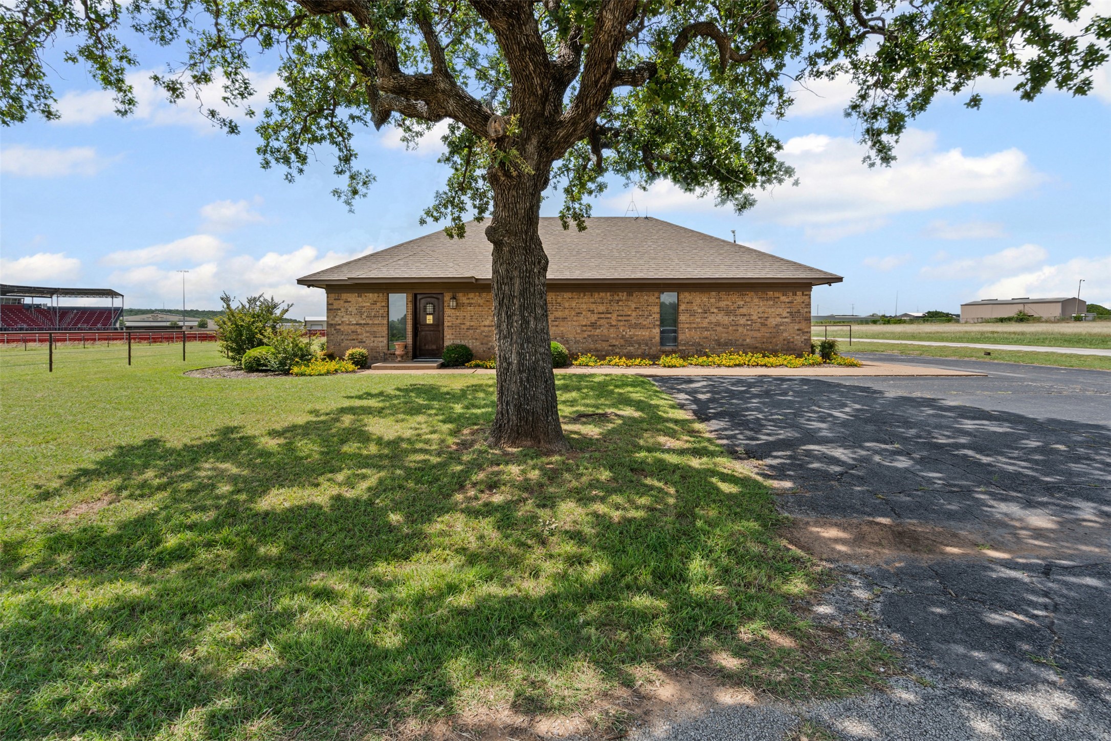 108 Carol Street Graham TX 76450