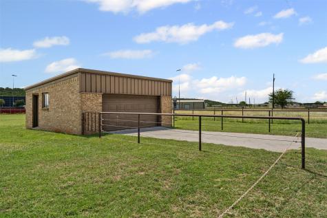 108 Carol Street Graham TX 76450