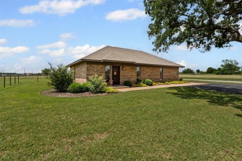 108 Carol Street Graham TX 76450